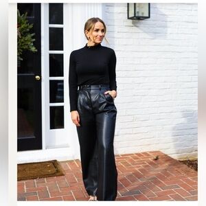 $110 Abercrombie & Fitch Black Vegan Leather Pleated w/ Pockets Pants